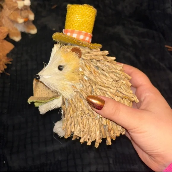 Straw Animal Decor - Set of 4 Animals - Picture 7 of 15